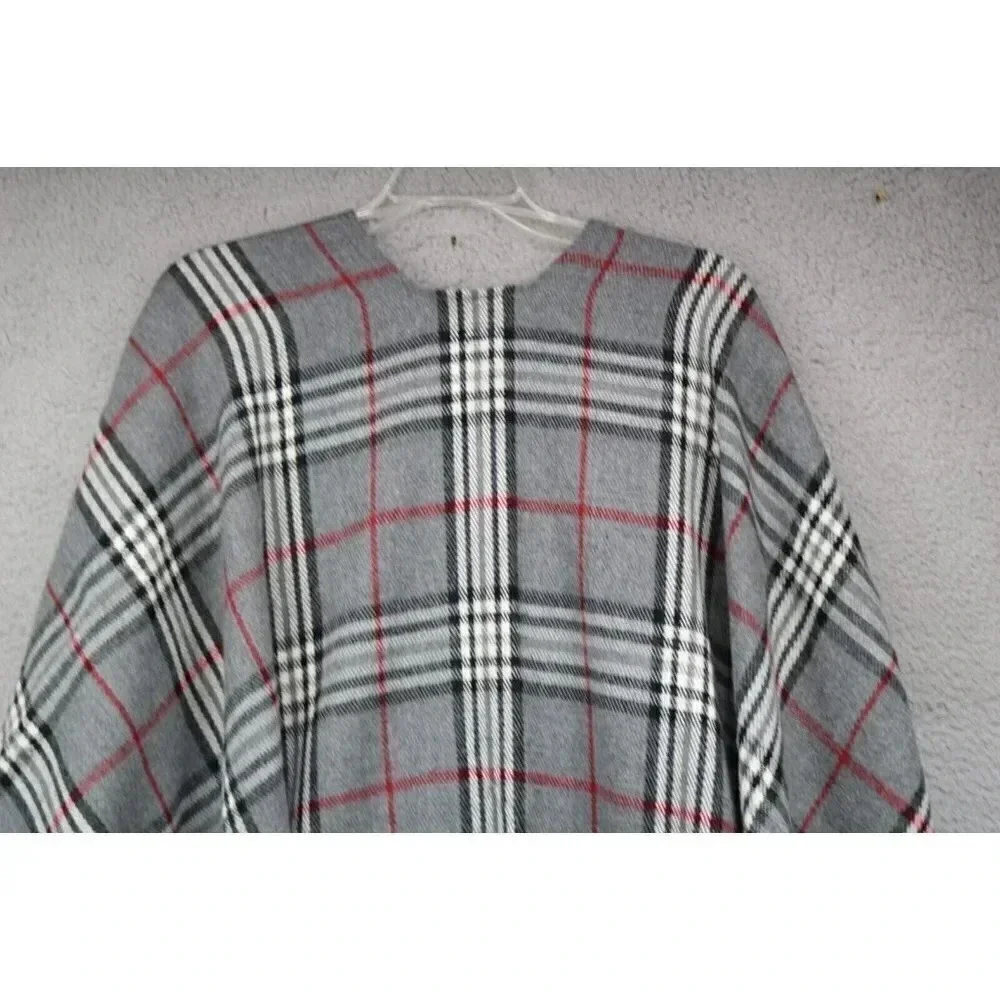 V. Fraas Women's Ruona Gray & Red Plaid Fringed Wrap-Poncho-One Size